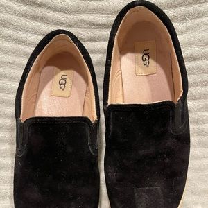 UGG casual suede sneakers women sz 11